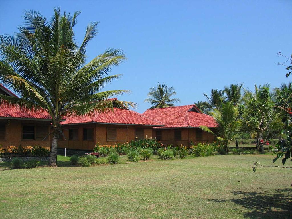 Cisolok Ocean Queen Resort מראה חיצוני תמונה