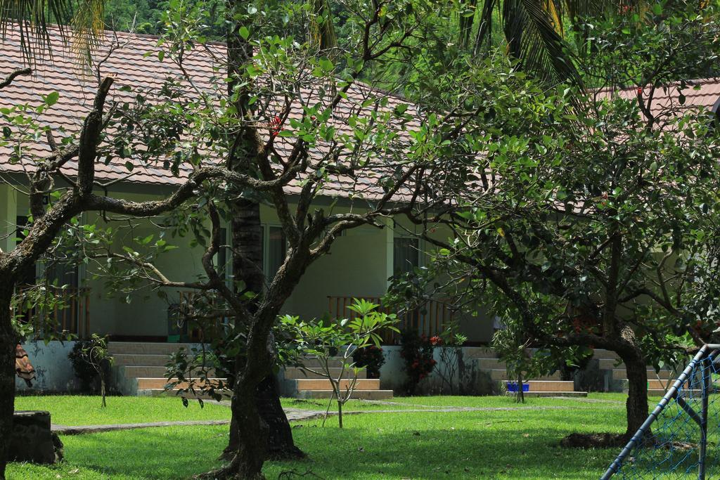 Cisolok Ocean Queen Resort מראה חיצוני תמונה